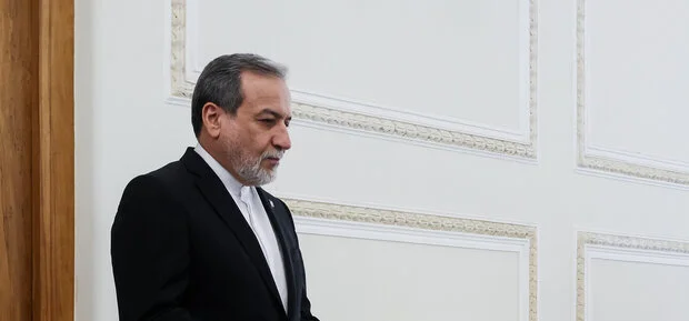 Iran's Foreign Minister Criticizes Netanyahu, Says US Senators Seek Exit